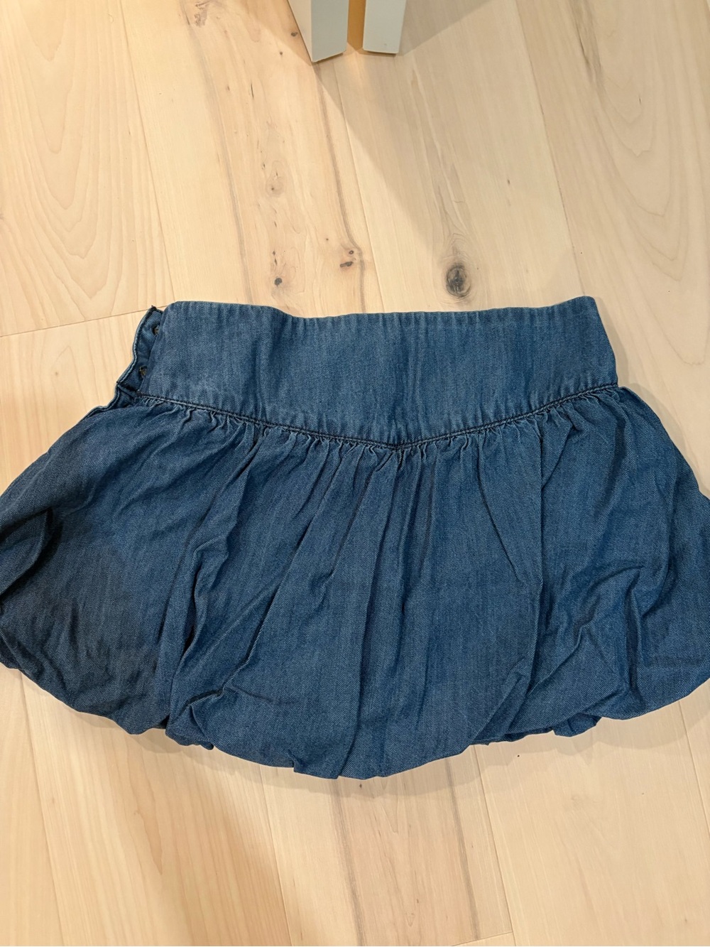 American Eagle Denim Bubble Mini Skirt Chambray Sz 00